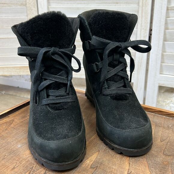 Ugg Valory Leather & Suede Wedge Ankle Boot Bootie 8.5 - Picture 10 of 14